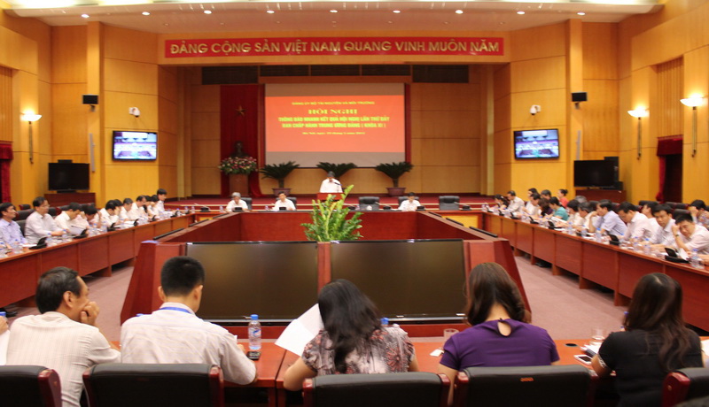 Các địa phương tổ chức thông báo nhanh kết quả Hội nghị Trung ương 7 khóa XI